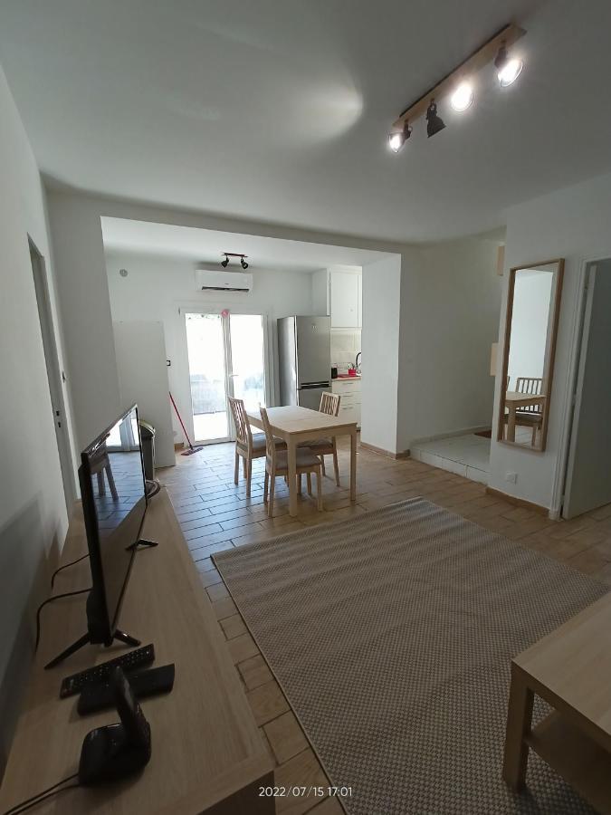 T2 Renove En Rdc Avec Cour, Intra Muros אביניון מראה חיצוני תמונה